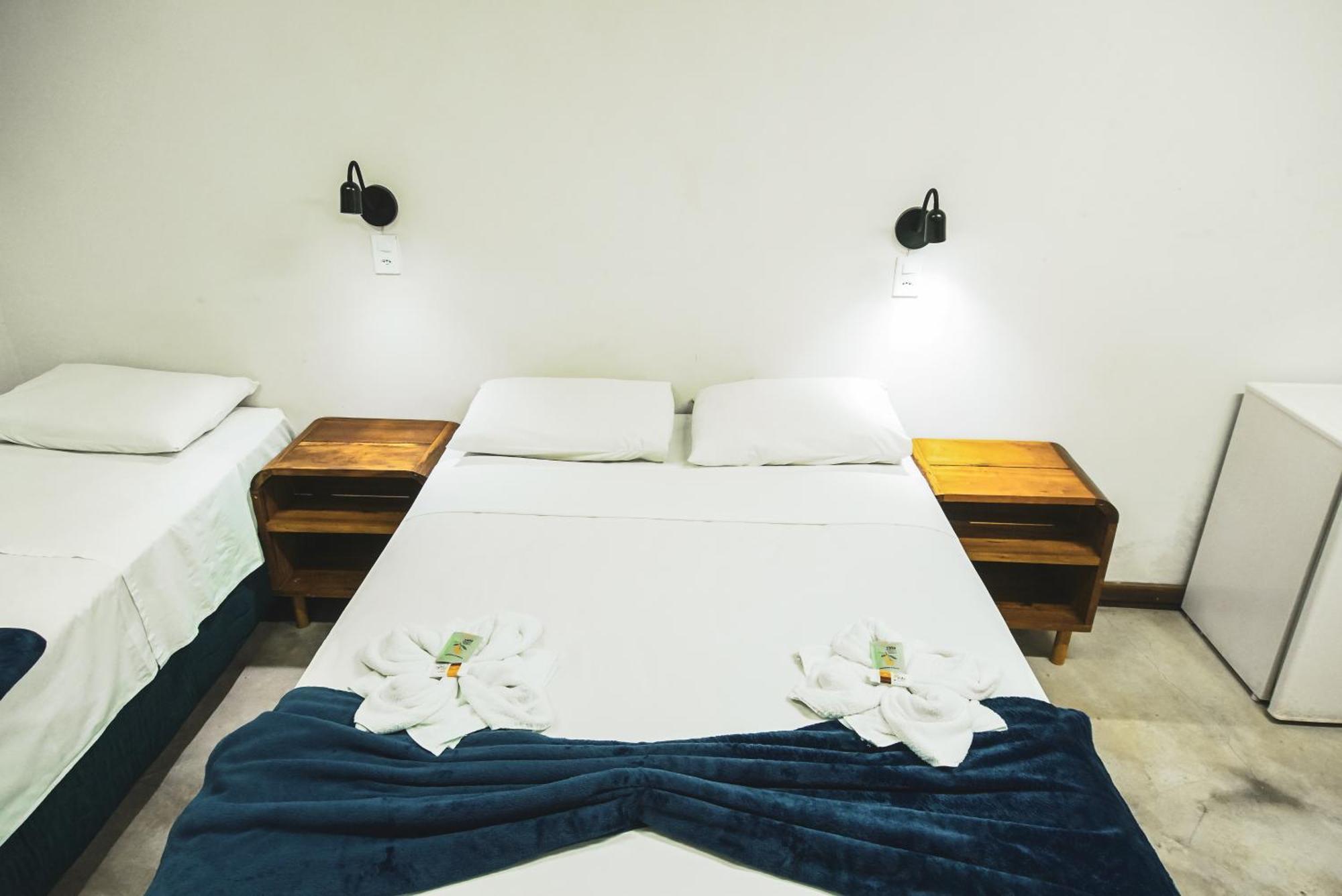 Local Hostel Novo Airão Buitenkant foto